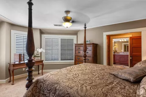 Bedroom - 28901 Ridgeview Ct, Tehachapi, CA 93561 photo 3 of 4