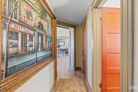 Entry Way - 28901 Ridgeview Ct, Tehachapi, CA 93561 photo 5 of 12