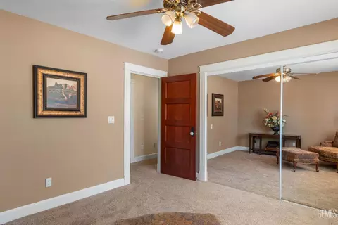 Bedroom - 28901 Ridgeview Ct, Tehachapi, CA 93561 photo 1 of 4