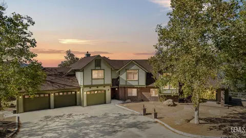 Exterior - 28901 Ridgeview Ct, Tehachapi, CA 93561 photo 1 of 5