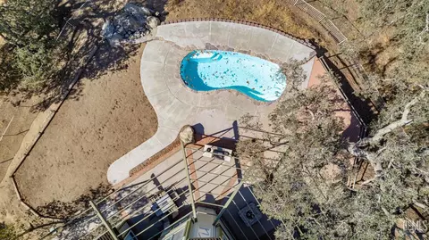 Exterior - 28901 Ridgeview Ct, Tehachapi, CA 93561 photo 2 of 5