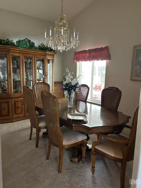 1174 Hickory Ave, Tehachapi, CA 93561 photo 4