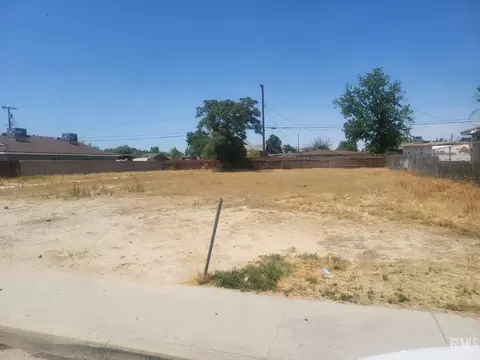 1504 E 9th St, Bakersfield, CA 93307 photo 1