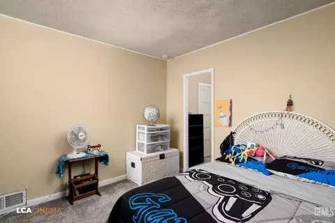 Bedroom - 600 D St, Taft, CA 93268 photo 2 of 4