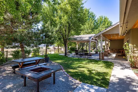 25755 Skyline Dr, Tehachapi, CA 93561 photo 13