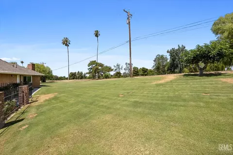 6302 Broadmoor Ct, Bakersfield, CA 93306 photo 48