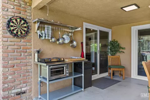 6302 Broadmoor Ct, Bakersfield, CA 93306 photo 43