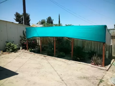 Other - 210 E St, Taft, CA 93268 photo 2 of 2