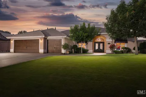 14110 Searspoint Ave, Bakersfield, CA 93314