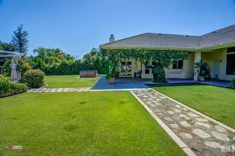 12404 Trinity River Dr, Bakersfield, CA 93312 photo 39