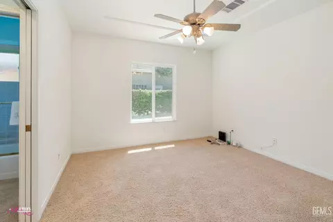 12404 Trinity River Dr, Bakersfield, CA 93312 photo 29