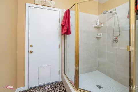 12404 Trinity River Dr, Bakersfield, CA 93312 photo 27