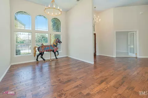 12404 Trinity River Dr, Bakersfield, CA 93312 photo 11