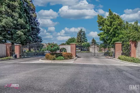 12404 Trinity River Dr, Bakersfield, CA 93312 photo 62