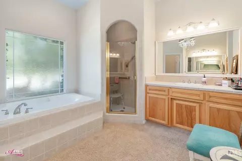 12404 Trinity River Dr, Bakersfield, CA 93312 photo 23