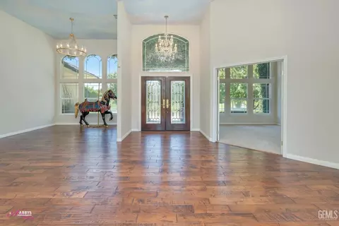 12404 Trinity River Dr, Bakersfield, CA 93312 photo 9