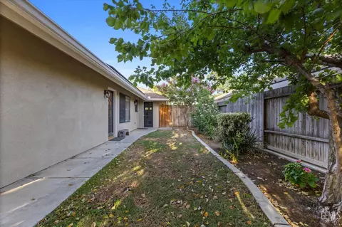 5701 Oakleaf St, Bakersfield, CA 93308 photo 42