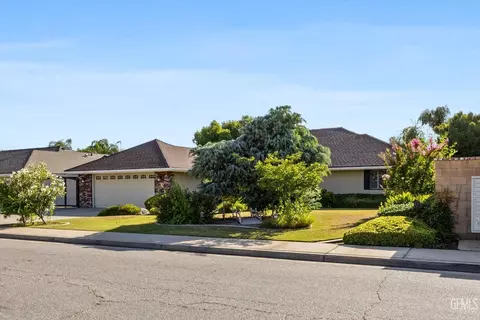 5701 Oakleaf St, Bakersfield, CA 93308 photo 3