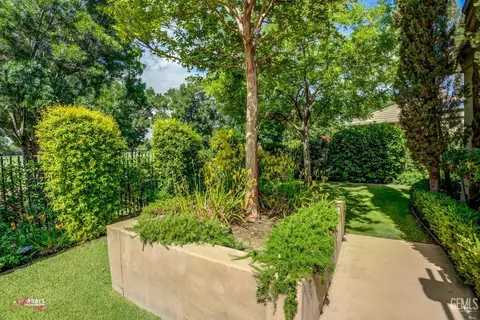 2211 Crocus Dr, Bakersfield, CA 93311 photo 39