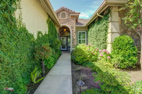 2211 Crocus Dr, Bakersfield, CA 93311 photo 6
