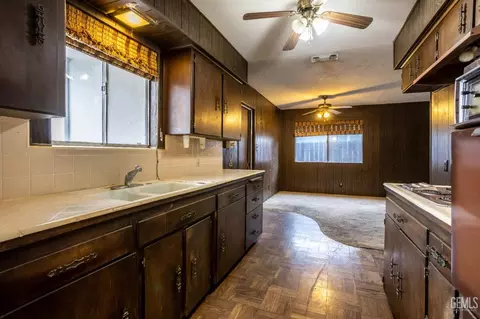 434 W Santa Ana Ave, Clovis, CA 93612 photo 6