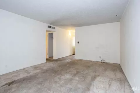 434 W Santa Ana Ave, Clovis, CA 93612 photo 12