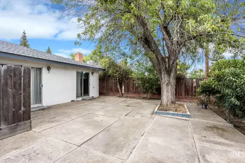 434 W Santa Ana Ave, Clovis, CA 93612 photo 5