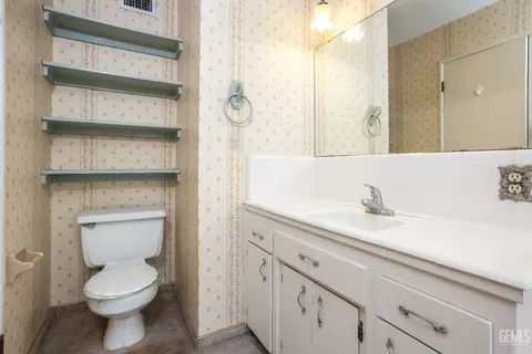 434 W Santa Ana Ave, Clovis, CA 93612 photo 18