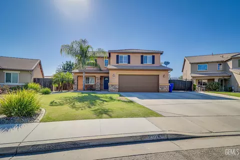7215 Cattle Crossing Way, Bakersfield, CA 93312