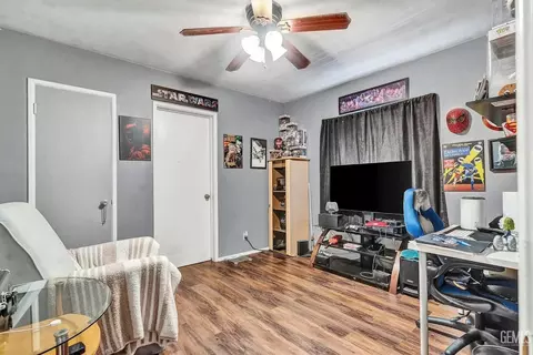 3709 Apache Ave, Bakersfield, CA 93309 photo 15