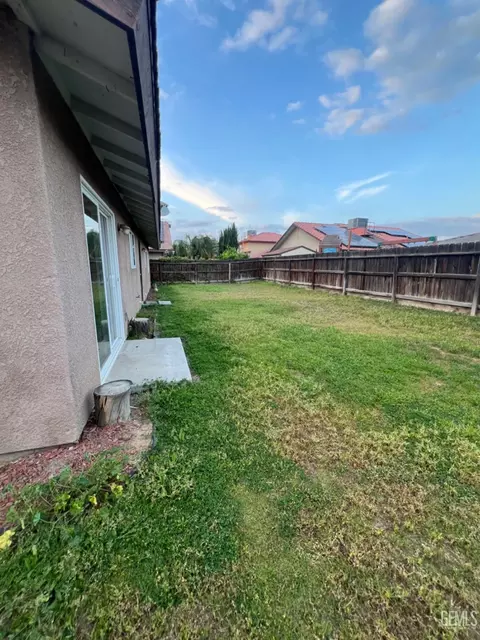 480 Ryan Dr, Shafter, CA 93263 photo 25
