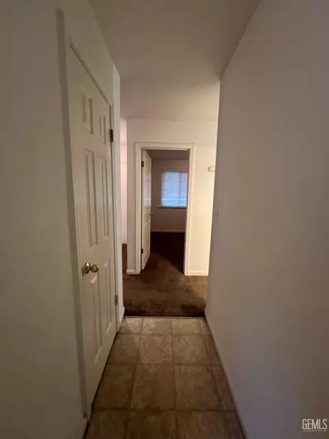 480 Ryan Dr, Shafter, CA 93263 photo 11