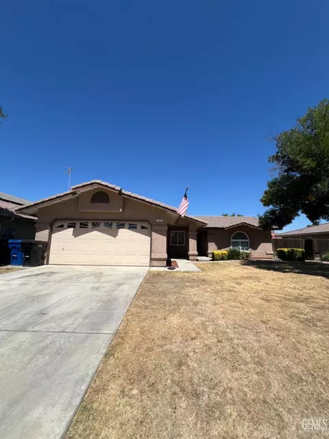 480 Ryan Dr, Shafter, CA 93263 photo 1