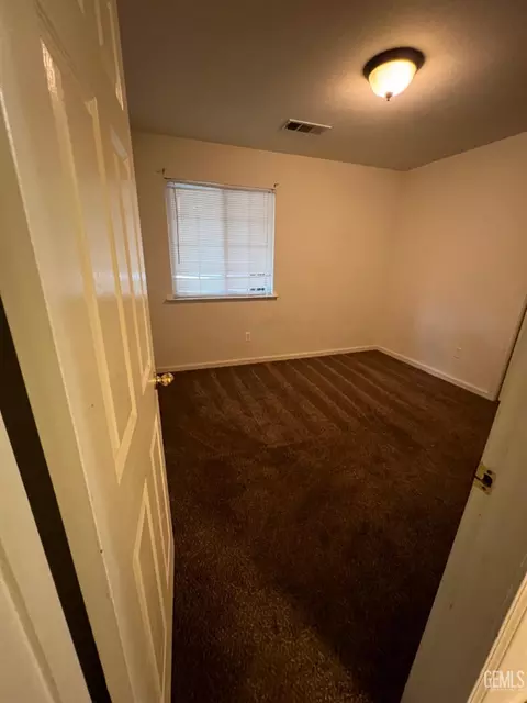 480 Ryan Dr, Shafter, CA 93263 photo 12