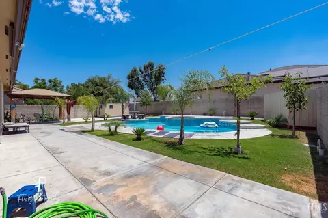 9200 Rockhampton Dr, Bakersfield, CA 93313 photo 36