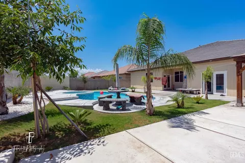 9200 Rockhampton Dr, Bakersfield, CA 93313 photo 39