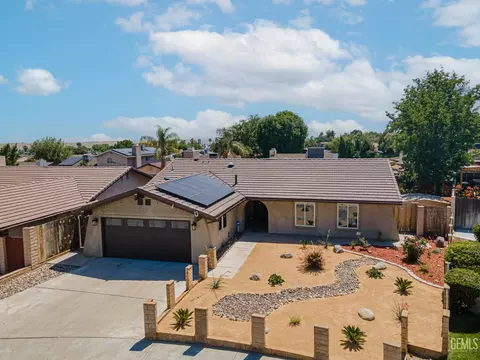 400 Shasta St, Taft, CA 93268