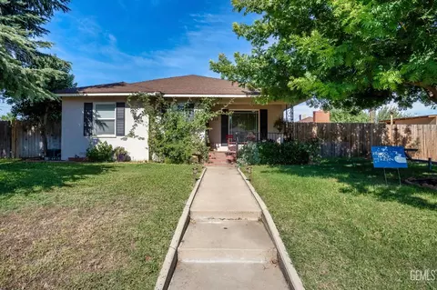 2116 Olympic Dr, Bakersfield, CA 93308