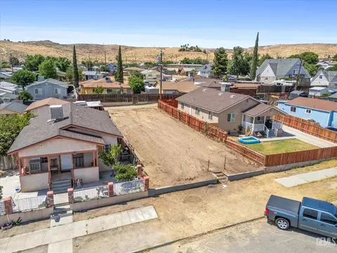 213 Philippine St, Taft, CA 93268 photo 6