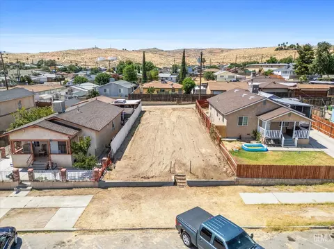 213 Philippine St, Taft, CA 93268 photo 7