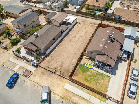 213 Philippine St, Taft, CA 93268 photo 10