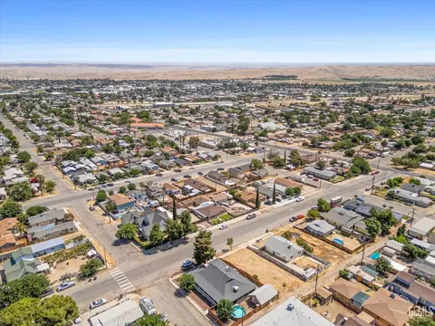 213 Philippine St, Taft, CA 93268 photo 27