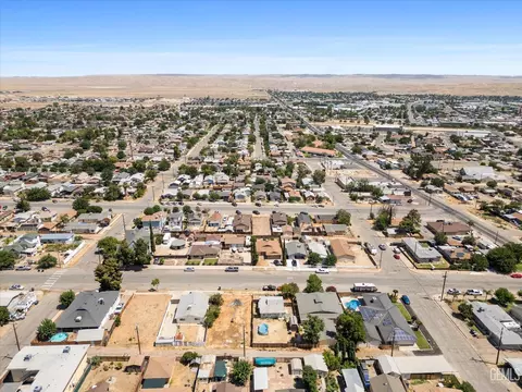 213 Philippine St, Taft, CA 93268 photo 28