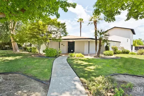 1502 6th St, Wasco, CA 93280 photo 2