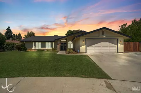 2715 Oak Bush Ct, Bakersfield, CA 93311