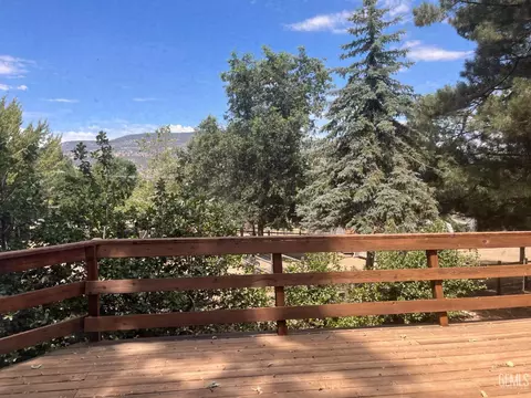 26840 Echo Ct, Tehachapi, CA 93561 photo 8
