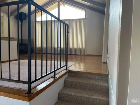 26840 Echo Ct, Tehachapi, CA 93561 photo 13