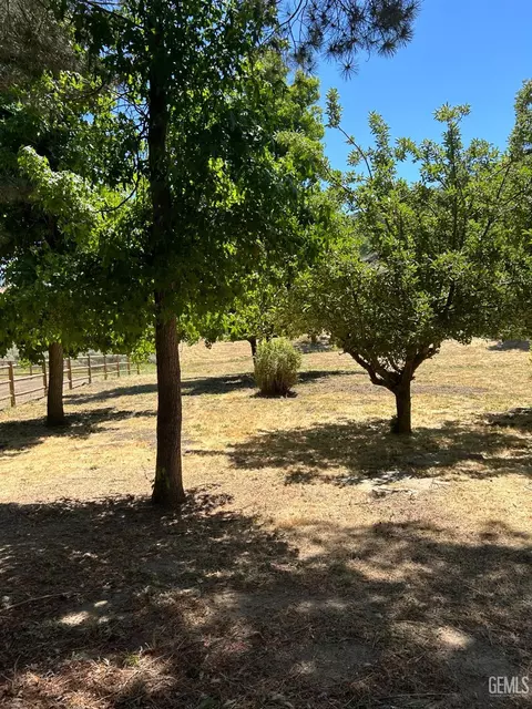 26840 Echo Ct, Tehachapi, CA 93561 photo 10