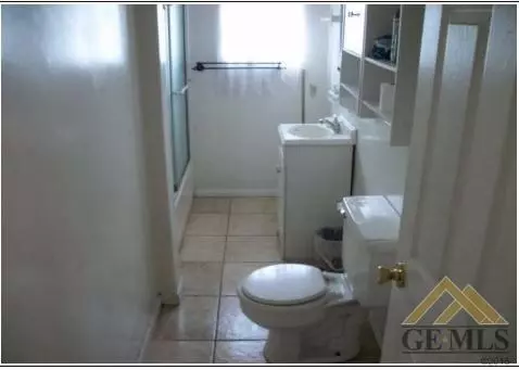 227 E Belle Ter, Bakersfield, CA 93307 photo 5