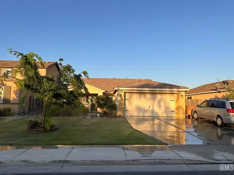 6810 Trejo Dr, Bakersfield, CA 93313 photo 3